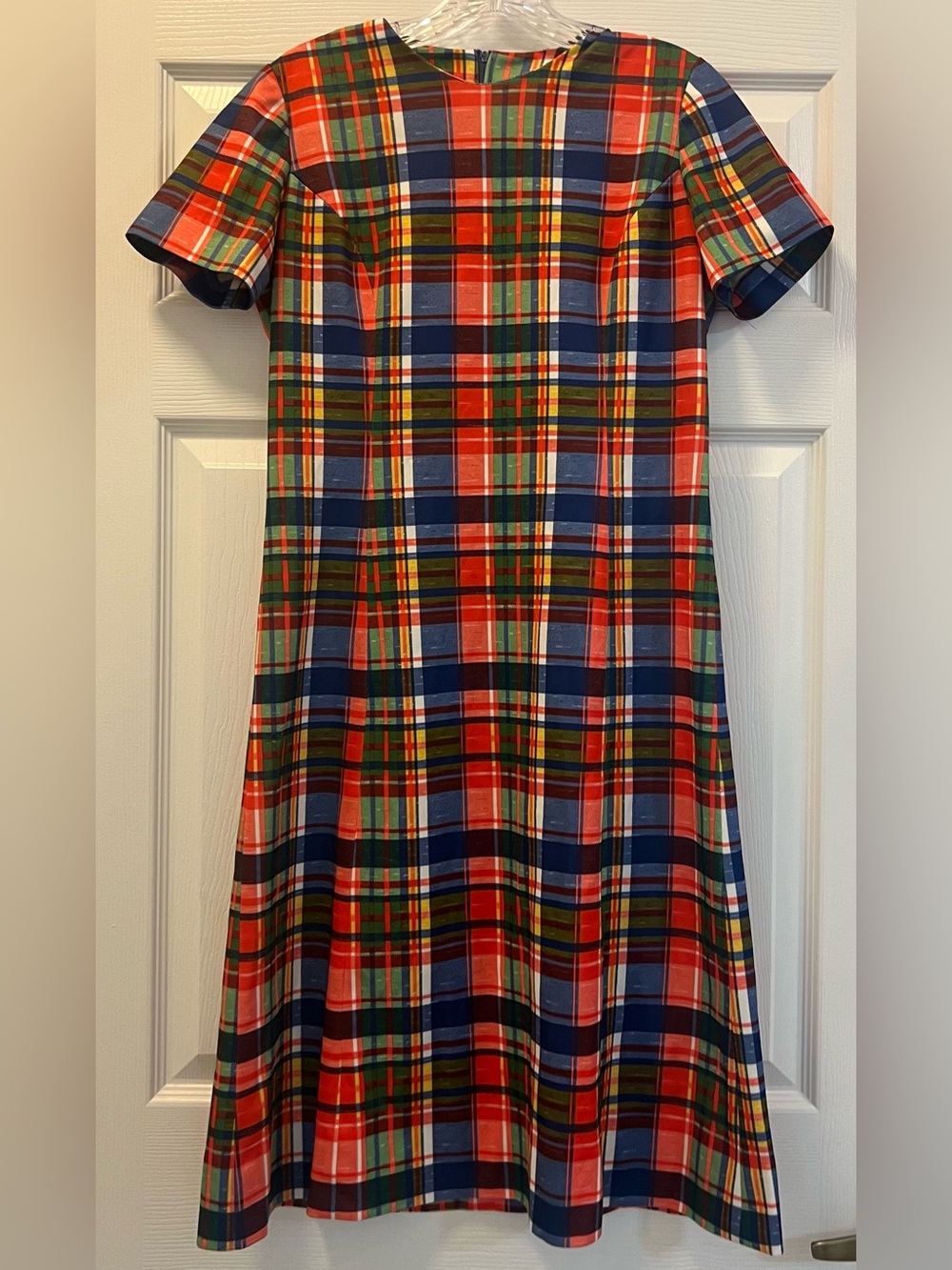 Vintage Serbin Designed by Muriel Ryan Plaid Pattern Short Sleeve Shift Dress.